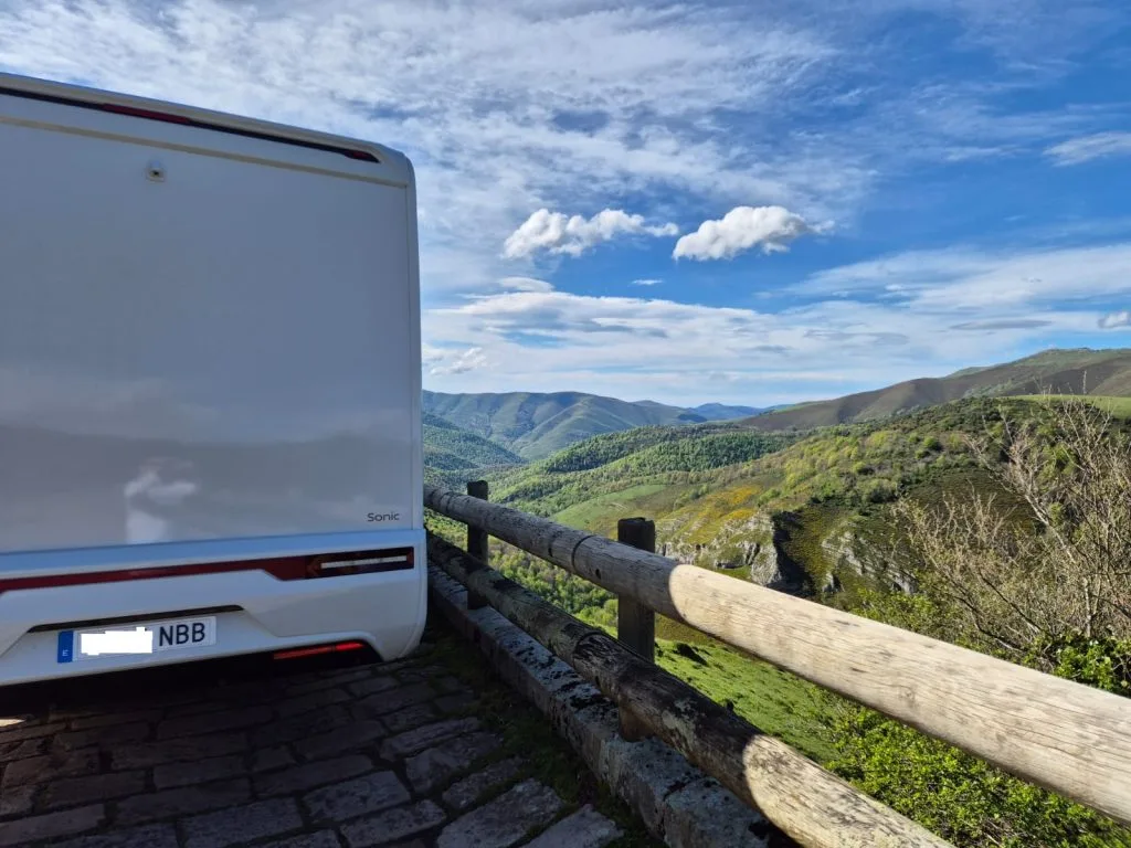 WhatsApp Image 2025-05-18 at 14.07.40 (1)