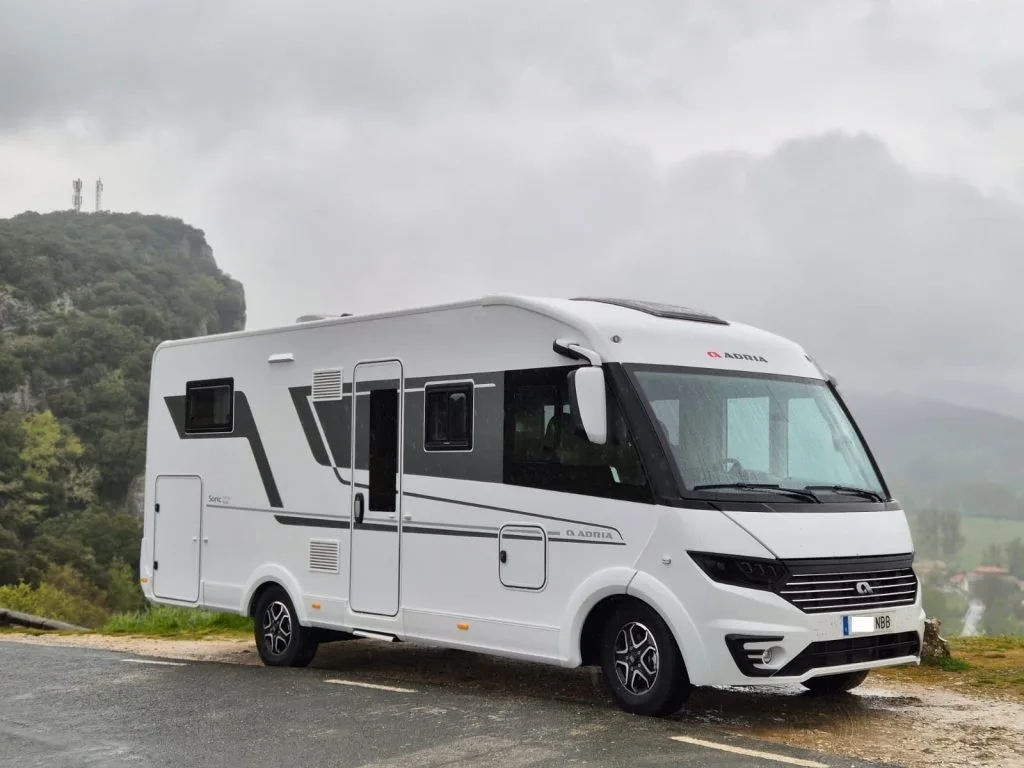 WhatsApp Image 2025-05-18 at 14.07.42