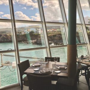 Restaurante de cocina asturiana tradicional con toque actual en Llanes