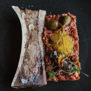 Sidrería, brasa y coctelería en un mismo espacio