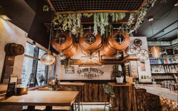Sidrería, brasa y coctelería en un mismo espacio - Imagen 3