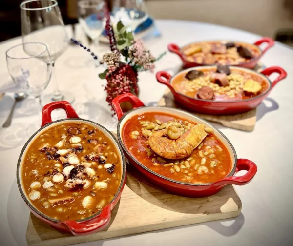 Restaurante de cocina asturiana tradicional con producto local en Llanes - Imagen 4